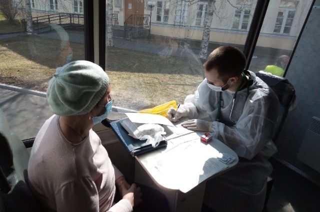 Пункт вакцинации от COVID-19 открыли в зоопарке Новосибирска