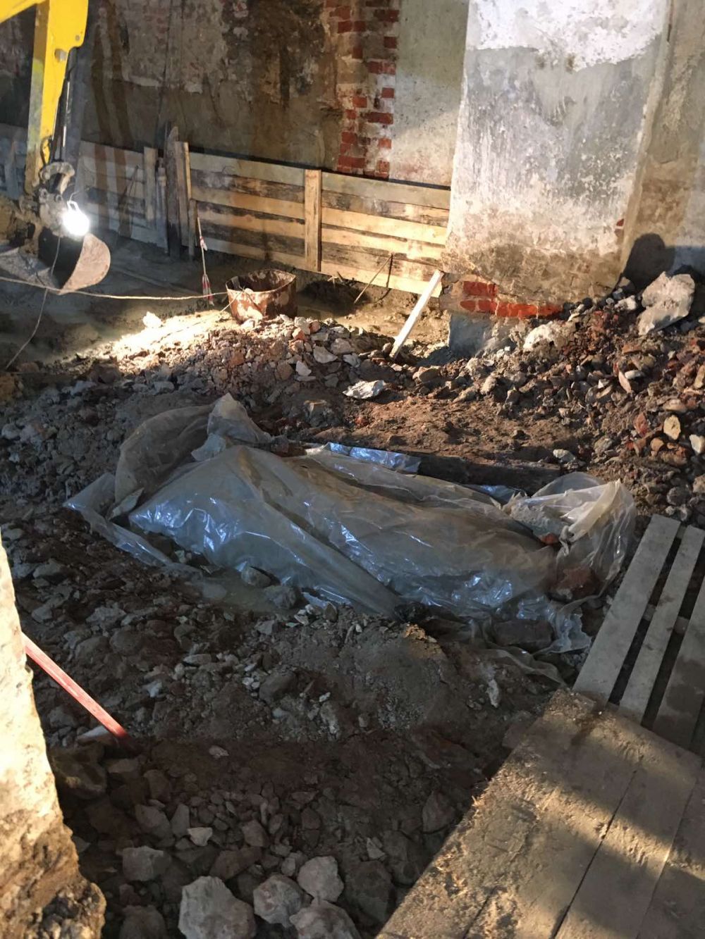 Спасская церковь, Тюмень - 2020. Обнаружены человеческие останки.