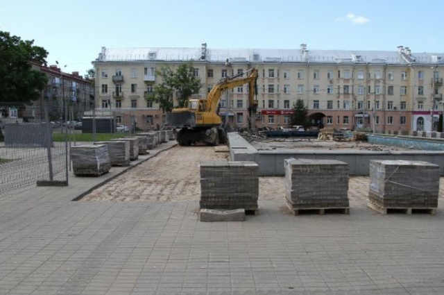 В Рыбинске на площади Дерунова начали благоустройство