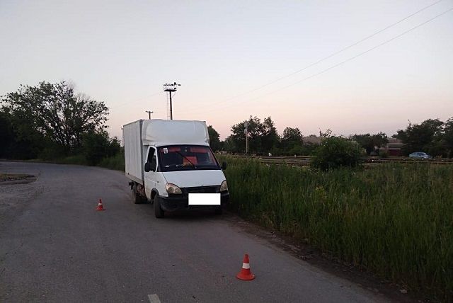 В Будённовске 14-летняя девочка оказалась под колёсами «ГАЗели»