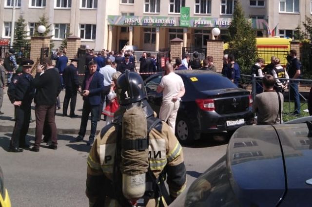 Девочку, пострадавшую во время ЧП в школе, выписали из московской больницы