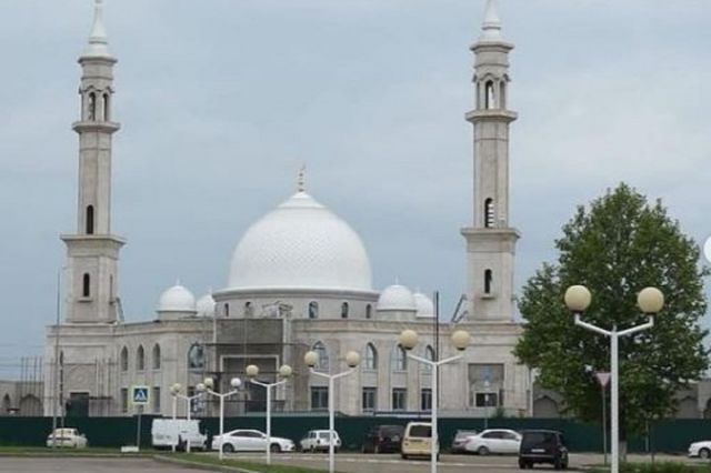 В Кошехабле продолжается строительство новой мечети