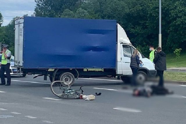 Водитель «ГАЗели» насмерть сбил велосипедиста на Лыбедской магистрали