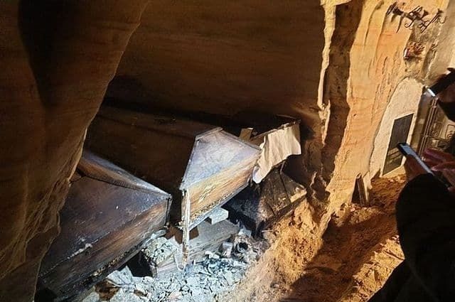 Ремонтные работы начались в пещерах Псково-Печерского монастыря