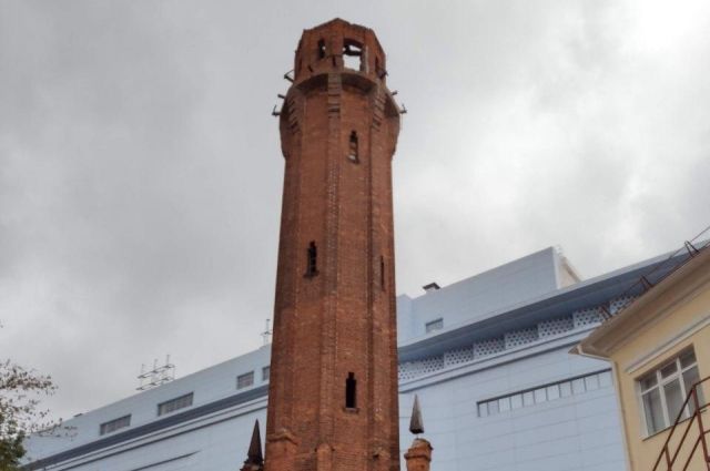 В Курске пока нет доступа к требующей реставрации башне на улице Павлова