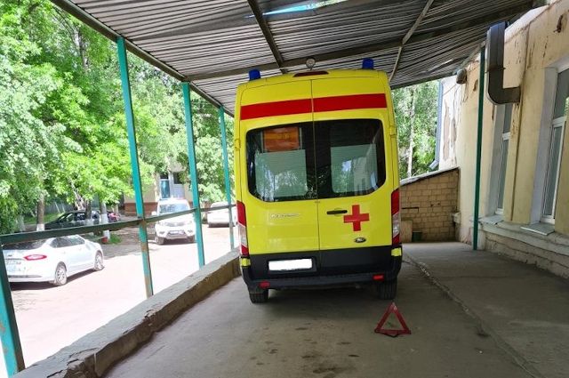 В Ливнах Орловской области на территории больницы сбили женщину