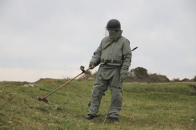 В Чечне очистили от взрывчатки более 90 гектар полей и пастбищ