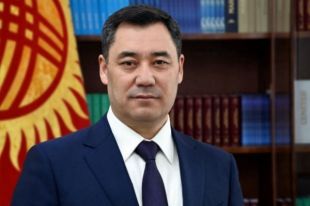 Кортеж президента Киргизии попал в аварию: есть погибший