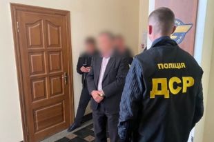 В Сумской области на взятке задержали чиновника Укразализныци