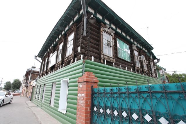 В Омске мусульманскую мечеть незаконно обшили сайдингом
