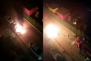 Пожар в транспортном средстве произошел во дворе дома № 95/1 по улице Петухова. Очевидцы позвонили спасателям в 1.24.