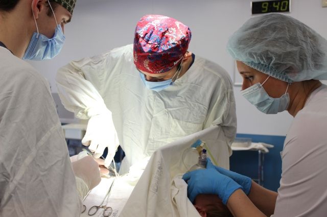 Пермские врачи готовы делать сложнейшие операции пациентам из других регионов. 