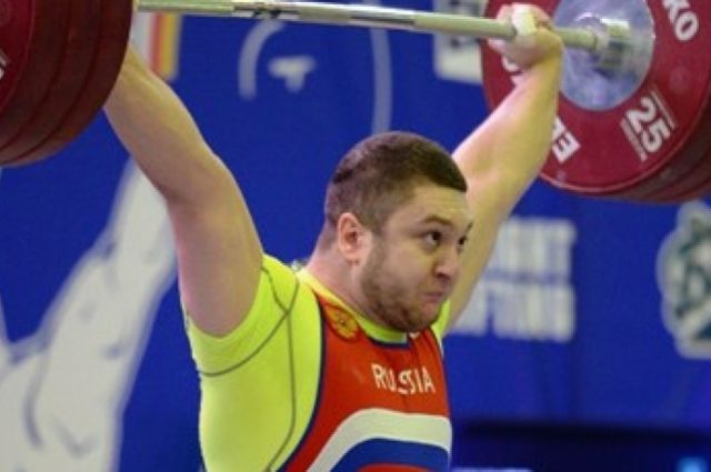 Тимур Наниев входит в ТОП-8 сильнейших спортсменов мира и возглавляет рейтинг тяжелоатлетов страны