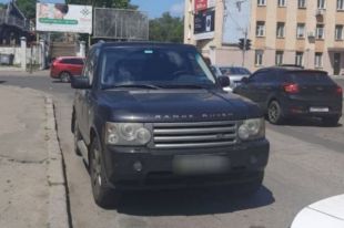 Водитель сбил ребенка в Одессе: виновником ДТП называют бизнесмена