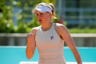 Катерина Козлова вышла в третий круг турнира в Ноттингеме.