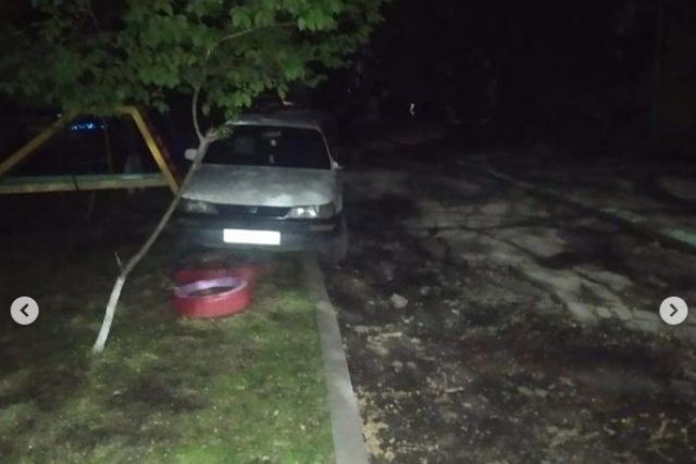 В Хабаровске пьяный водитель сбил ребёнка возле детской площадки