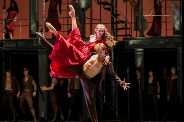 Впервые в программе «Золотой маски» в Омске был представлен балет. 