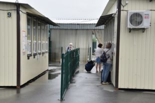 В ТКГ рассказали о перспективе открытия на Донбассе всех КПВВ