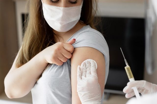 Темпы вакцинации от COVID-19 в Чувашии остаются на низком уровне
