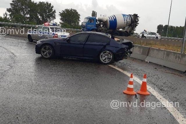 31-летний водитель иномарки погиб на месте.