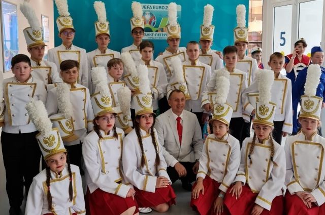Донские музыканты выступили на «Параде барабанщиков» в Санкт-Петербурге
