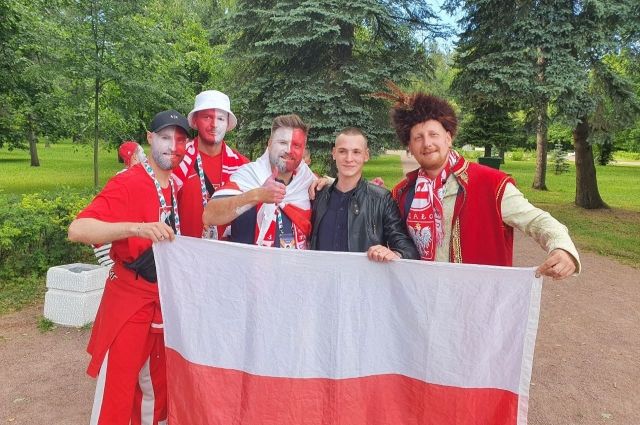 Петербург вновь дарит эмоции! Болельщики перед матчем «Польша — Словакия»