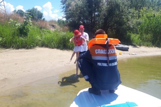 Рыбак с четырёхлетней дочерью чуть не утонули в Ростовской области