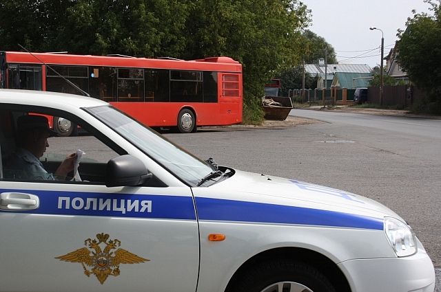ГИБДД проводит рейд по проверке автобусов и большегрузов в Екатеринбурге