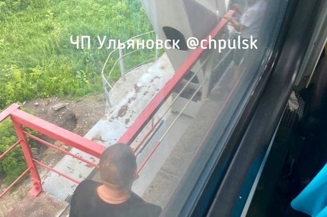 Поезд «Ульяновск – Глотовка» насмерть сбил девушку на мосту