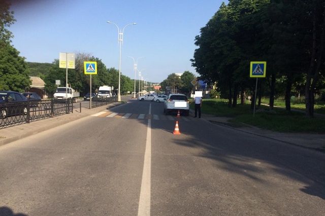 В Пятигорске водитель сбил школьницу на пешеходном переходе
