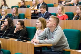 На кафедре преподают врачи-практики.