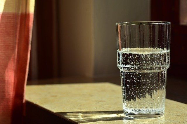 МЧС напоминает петербуржцам о питьевом режиме во время жары