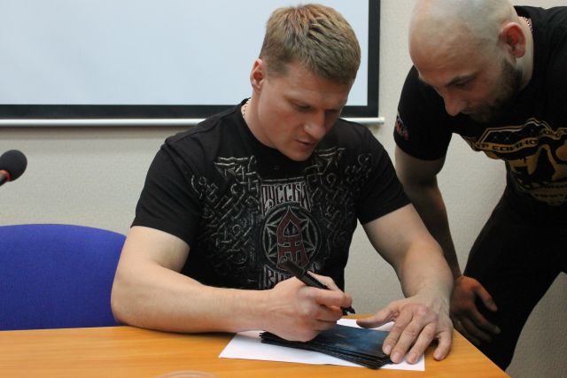 Курский боксёр Александр Поветкин объявил о завершении карьеры
