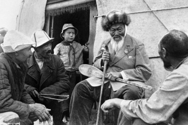 Ищущий правды. Казахстан отмечает 175-летие легендарного Джамбула