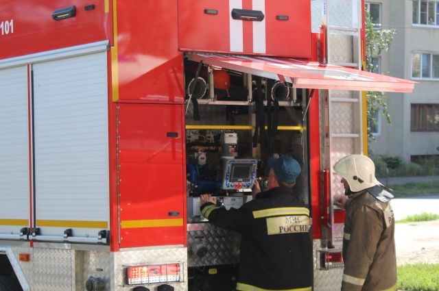 30 человек тушили пожар в Пензе на улице Будашкина