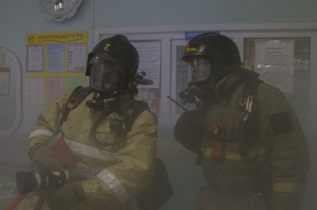 Камчатские огнеборцы потушили «пожар» на базе отдыха 