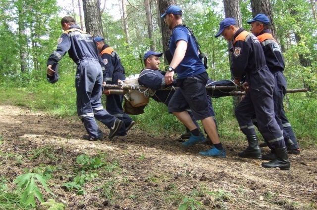 Чтобы вывести пострадавшего с маршрута, спасатели пройдут 8 км.