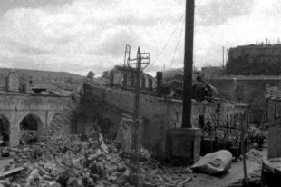 Разрушенный фашистами Севастополь. 1941 год.