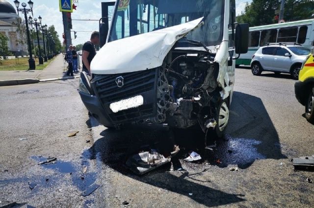 В ДТП в Оренбурге пострадал человек.