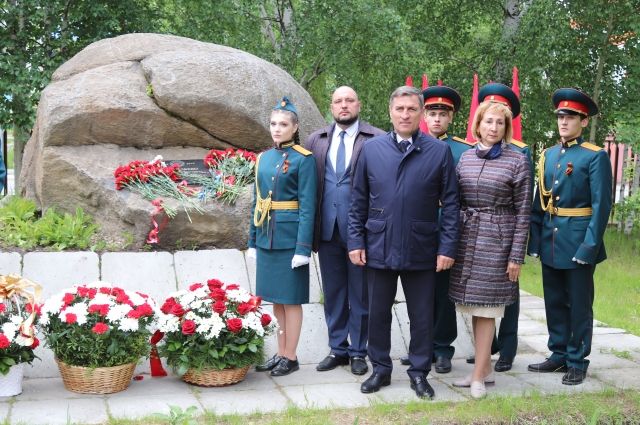 В Барсово состоялся районный митинг, посвященный Дню памяти и скорби