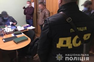 В Закарпатской области начальник СИЗО присвоил 165 тыс. гривен