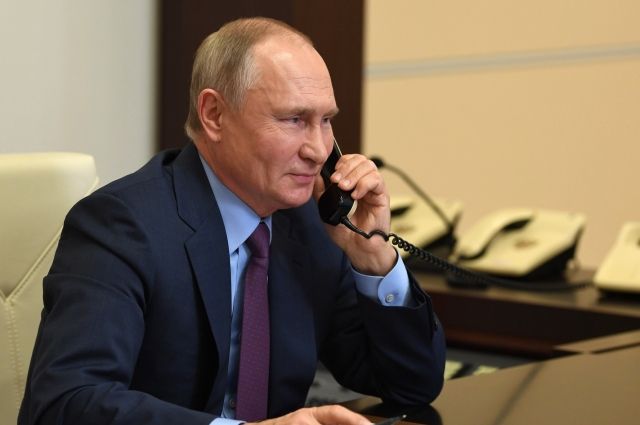 Путин провел телефонный разговор с главой Азербайджана Алиевым