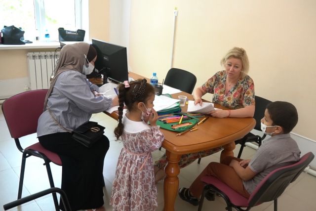 Врачи из Москвы обследуют дагестанских детей, вывезенных из Сирии и Ирака