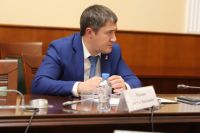 Дмитрий Махонин встретился с министром здравоохранения РФ Михаилом Мурашко.