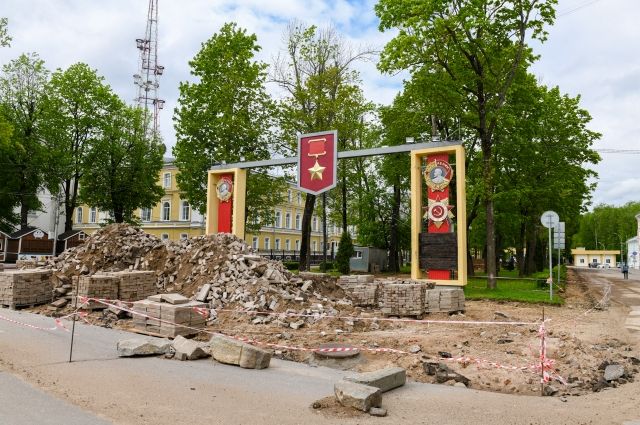 Сквер имени Клименко в Смоленске отремонтировали почти на 50 %
