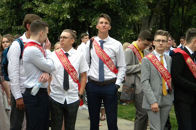 Во Владимирской области школьникам разрешили провести выпускные балы