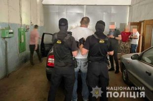 В Ровно на взятке задержали чиновника областного совета