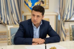 Зеленский утвердил стратегию развития авиастроительной отрасли