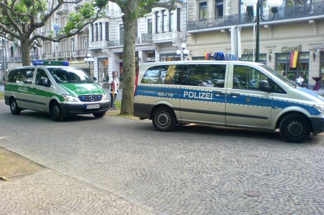 В Германии неизвестный напал на прохожих с ножом