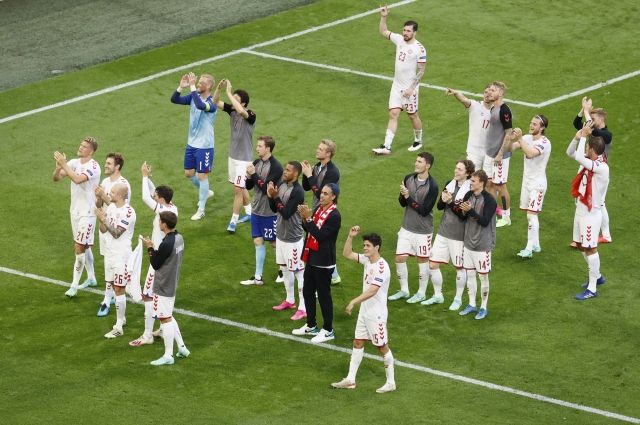 Сборная Дании первой вышла в четвертьфинал чемпионата Европы по футболу